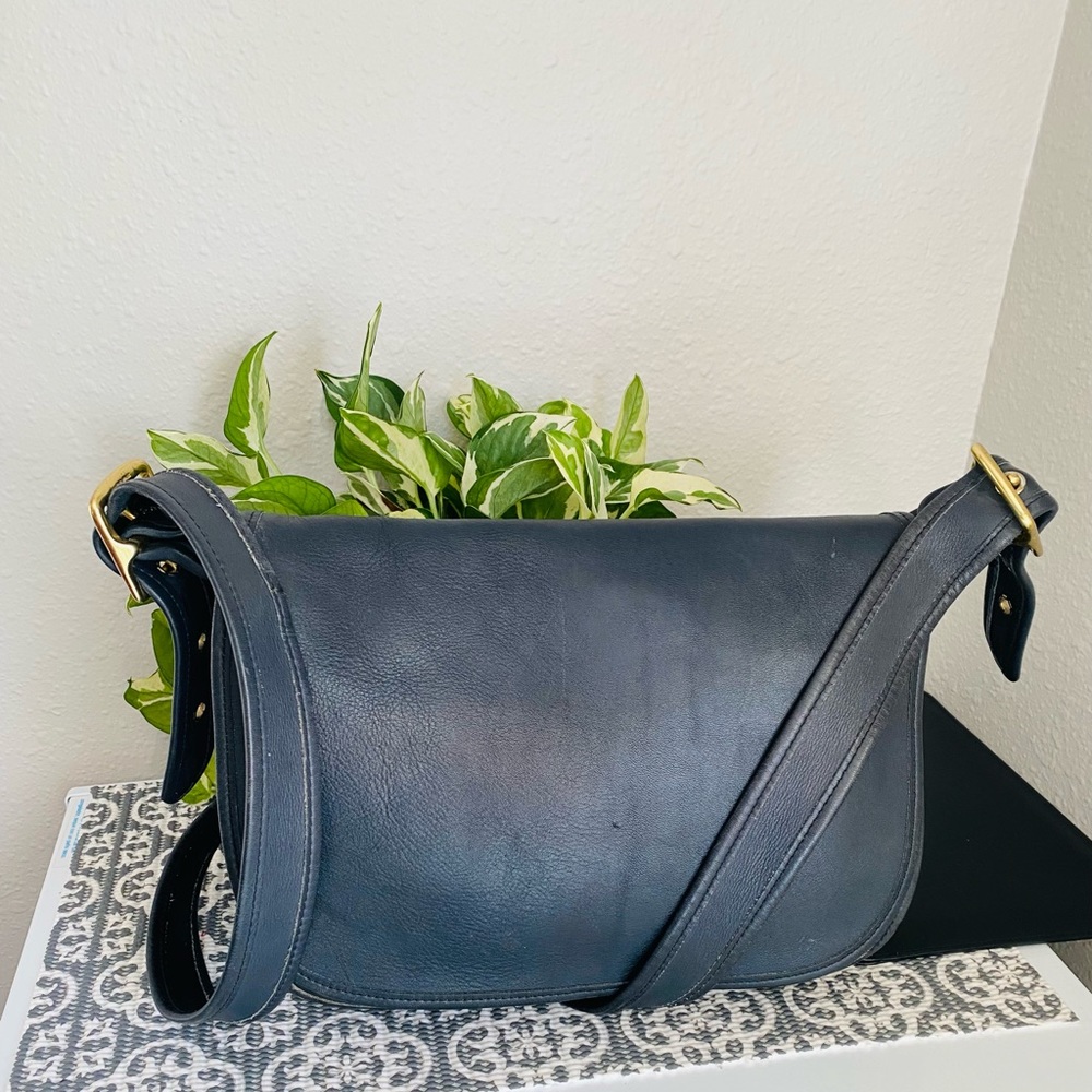Vintage large Coach Patricia Legacy crossbody bag